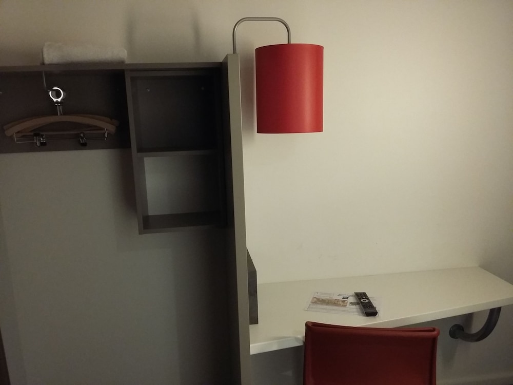 Ibis Budget Aeroport Lyon Saint Exupery 40/51