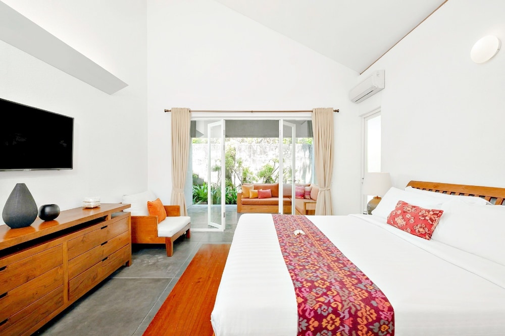 Mayaloka Villas Seminyak 16/76