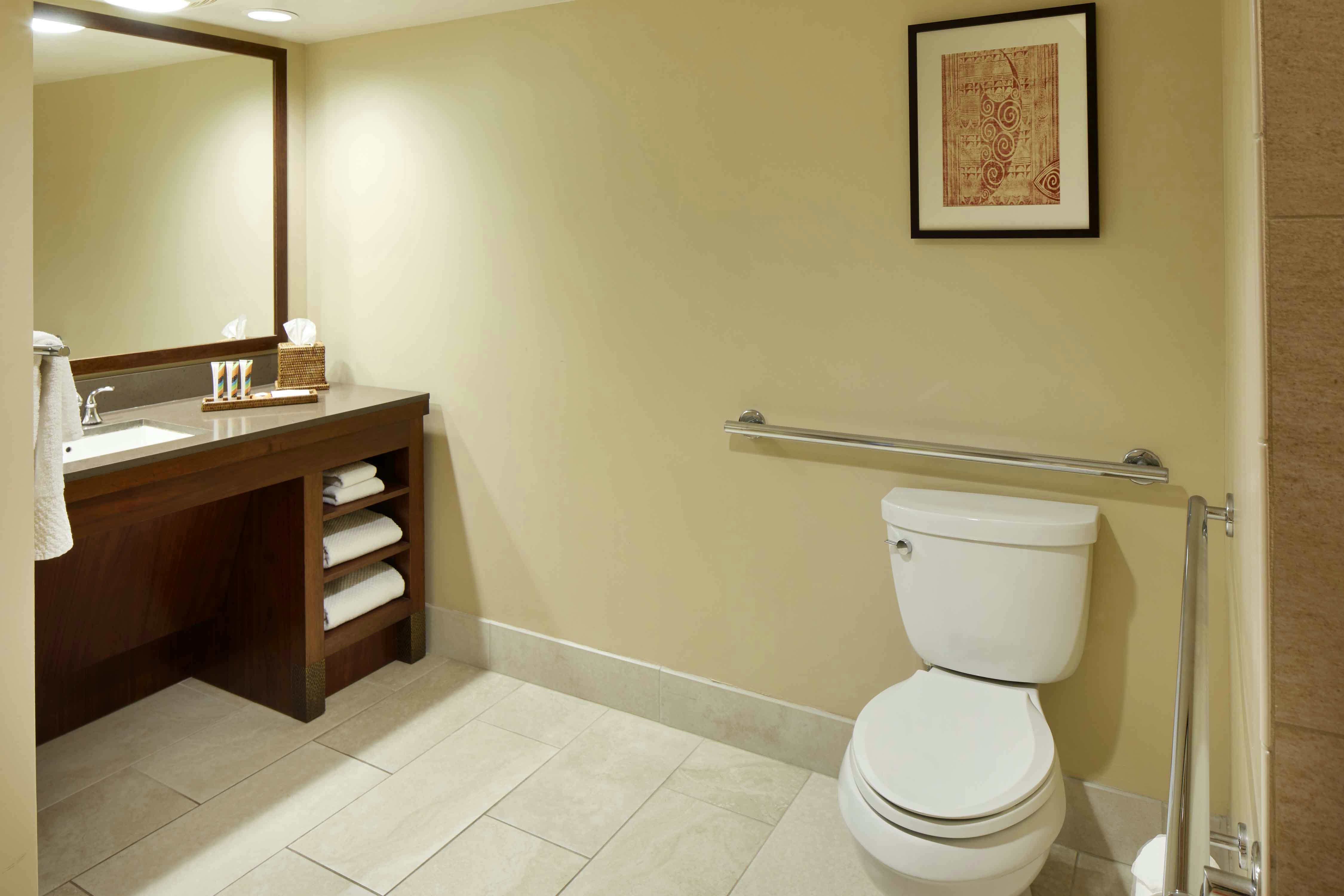 ROOM, 2 DOUBLE BEDS, RESORT VIEW, ACCESSIBLE