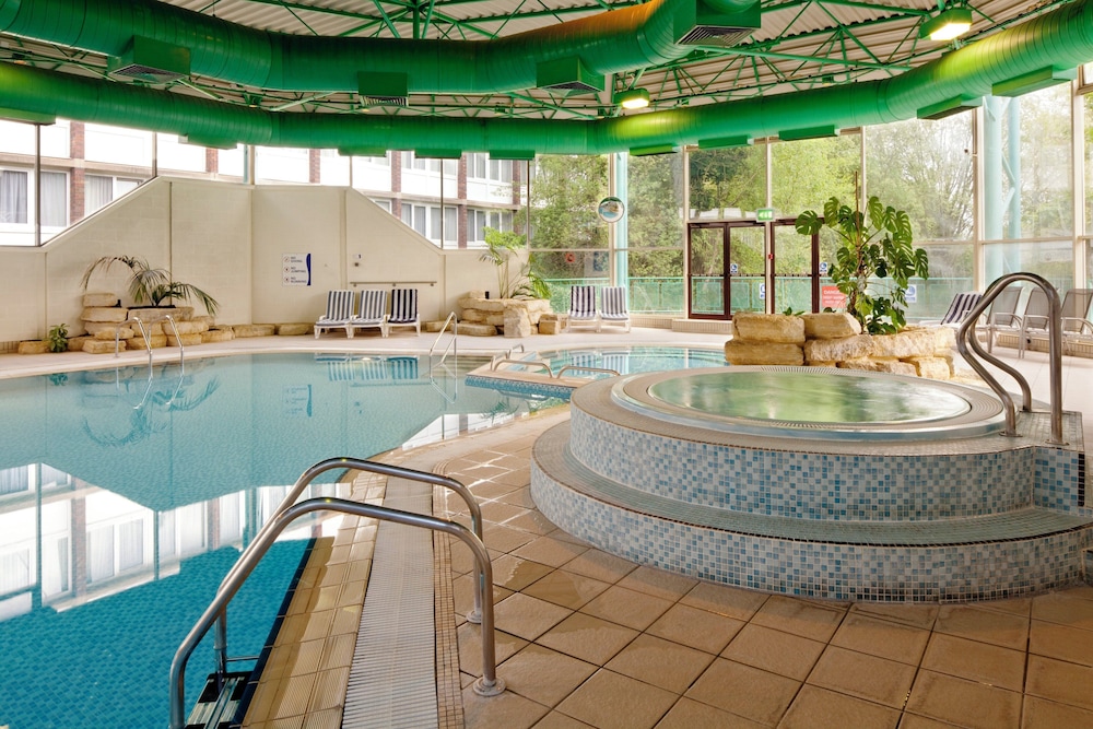 HOLIDAY INN MAIDENHEAD-WINDSOR 19/50