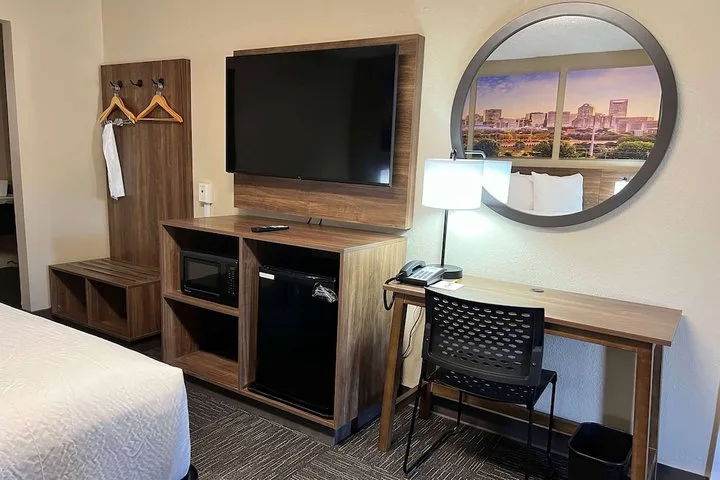 Days Inn by Wyndham Monroe NC 7/8