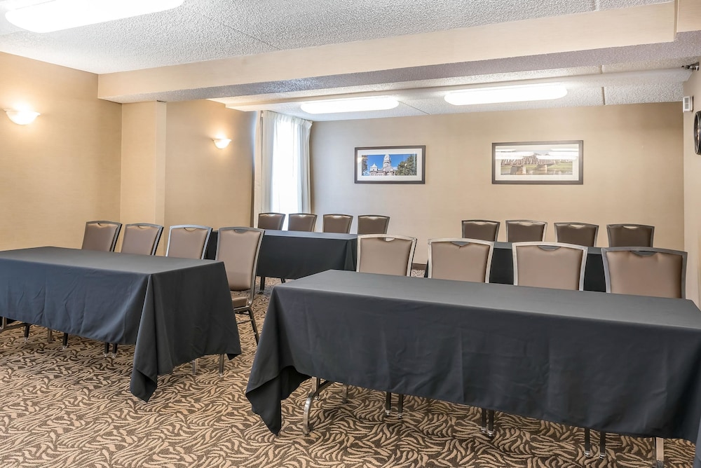Comfort Inn Suites Piqua Near Troy I75 43/44