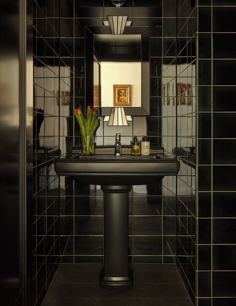 Art Deco, Suite, King Bed، Sea Containers London 5/5