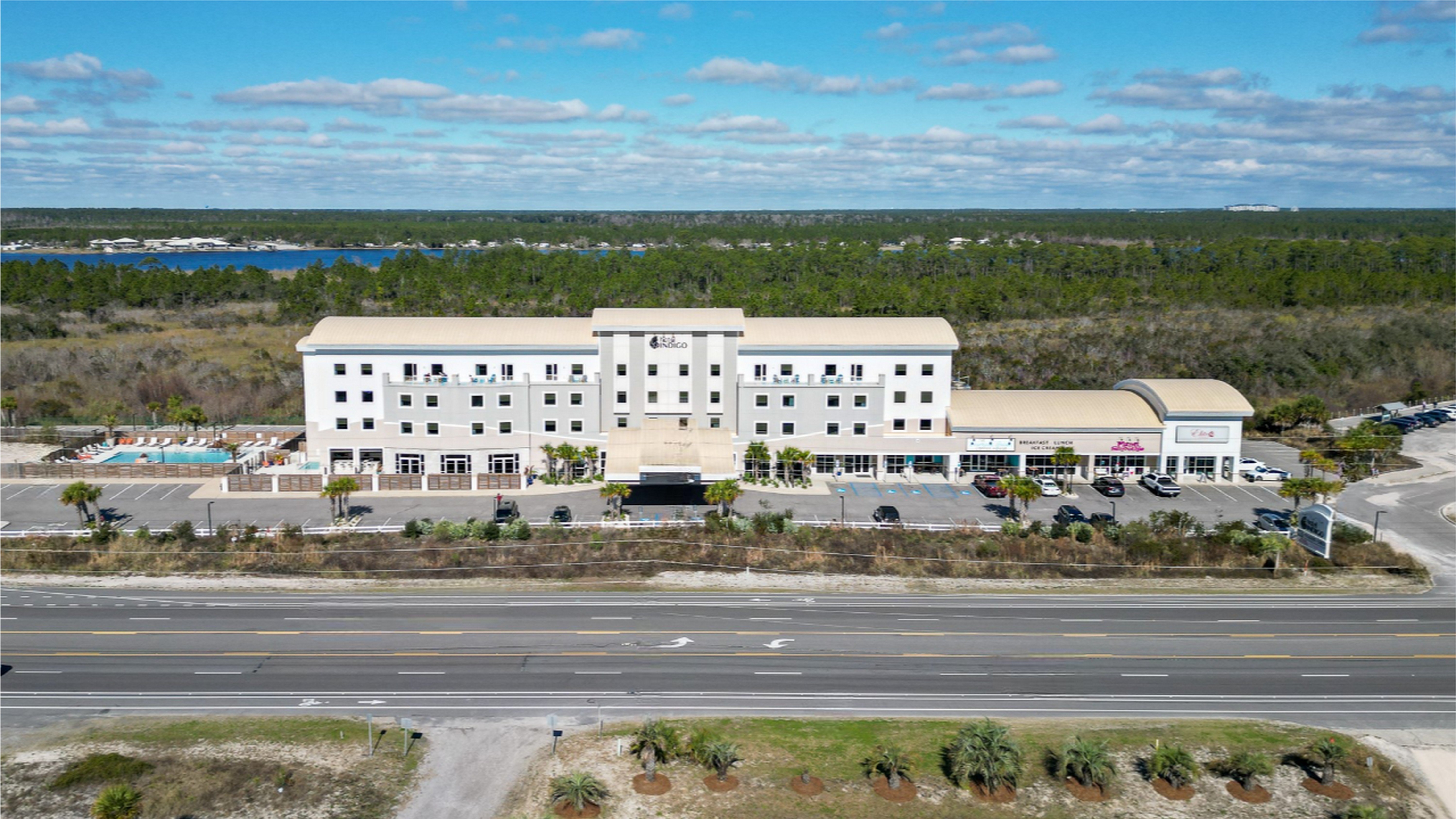 Hotel Indigo Orange Beach Gulf Shores 2/82