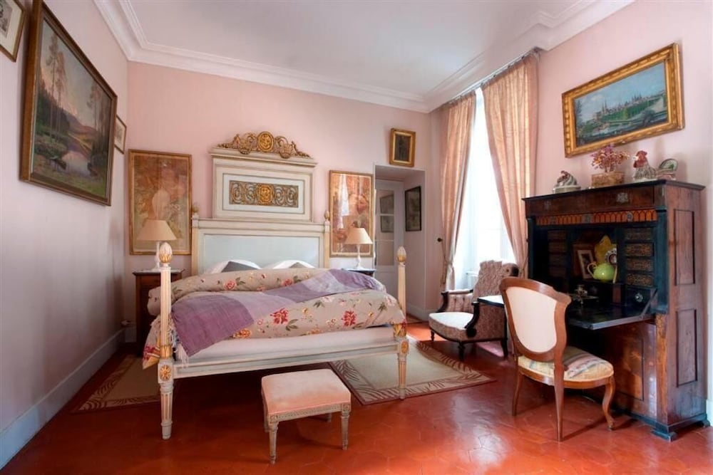 Chateau De Raissac 7/36