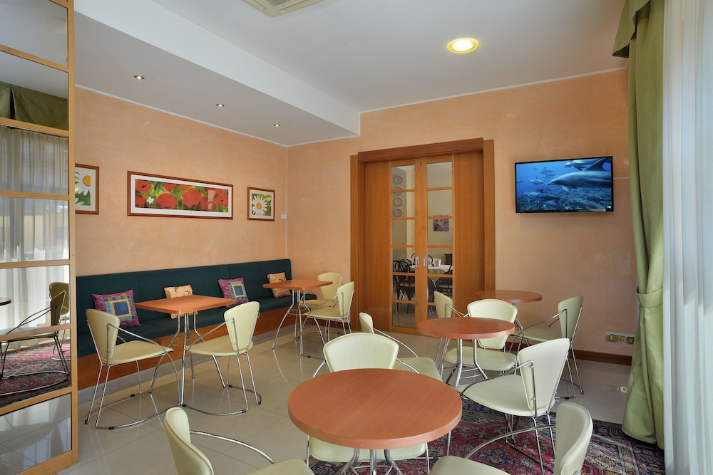 Hotel Astor 35/42