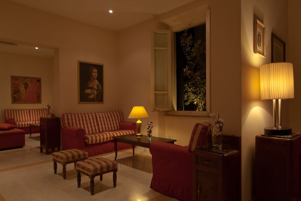 Hotel Arnolfo Aqua Laetitia Spa And Beauty 16/26