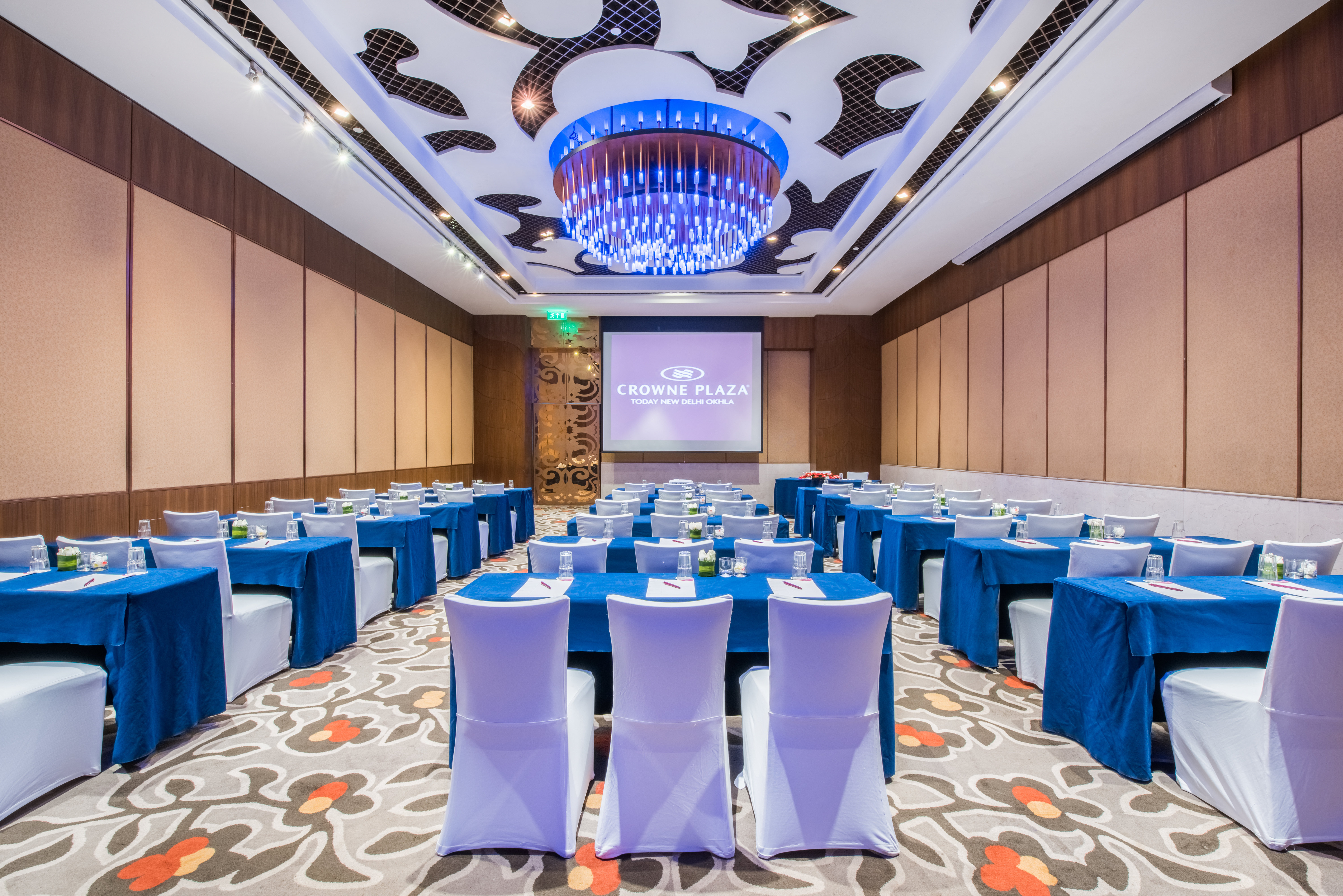 Crowne Plaza New Delhi Okhla 60/66