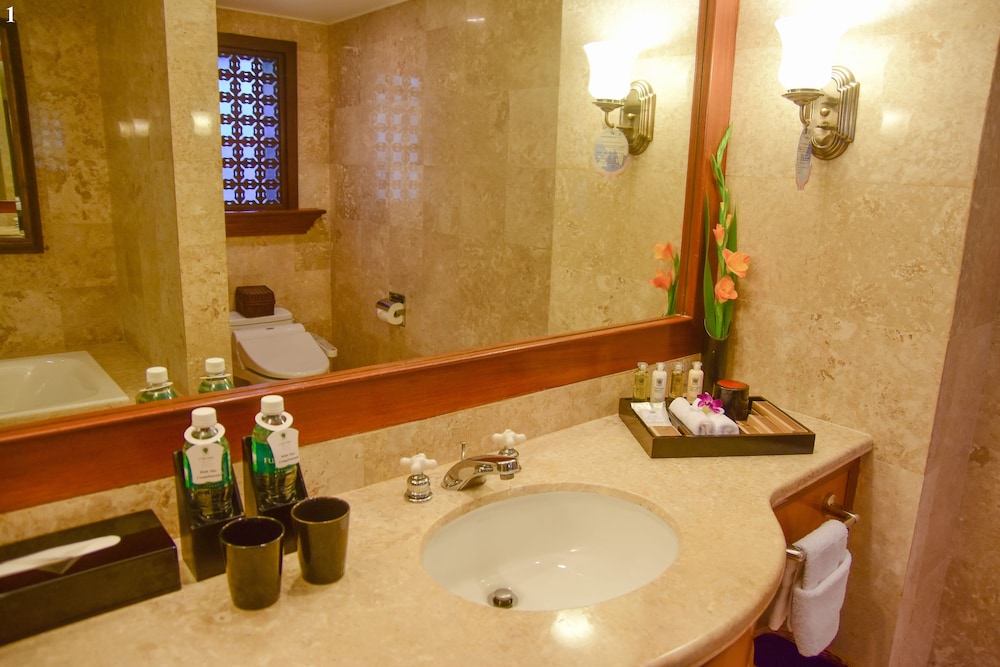 Furama Resort Da Nang 77/79