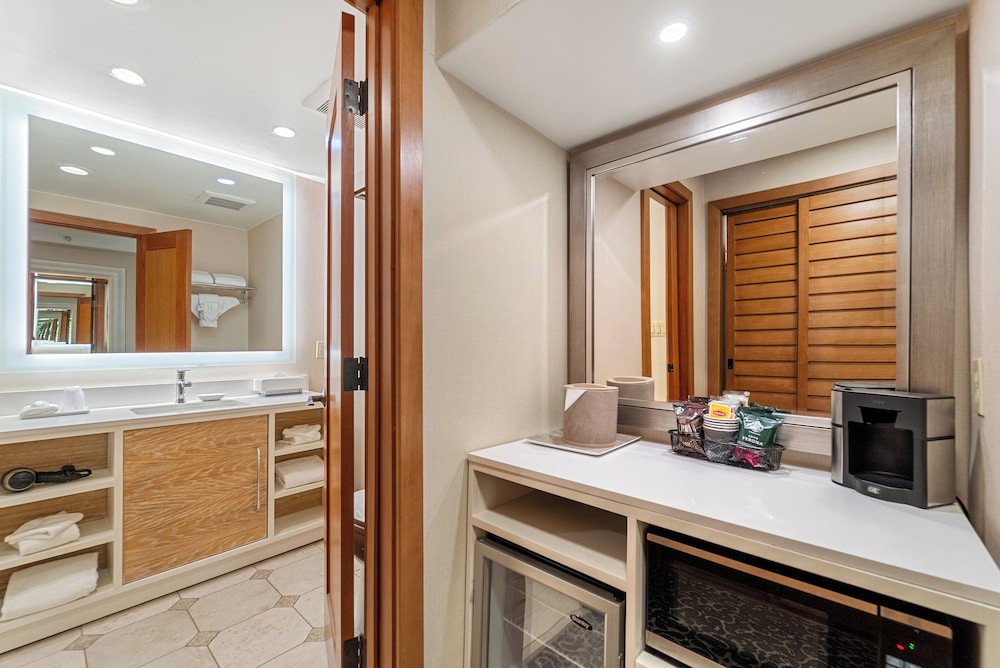 Humphreys Half Moon Inn And Suites 50/50