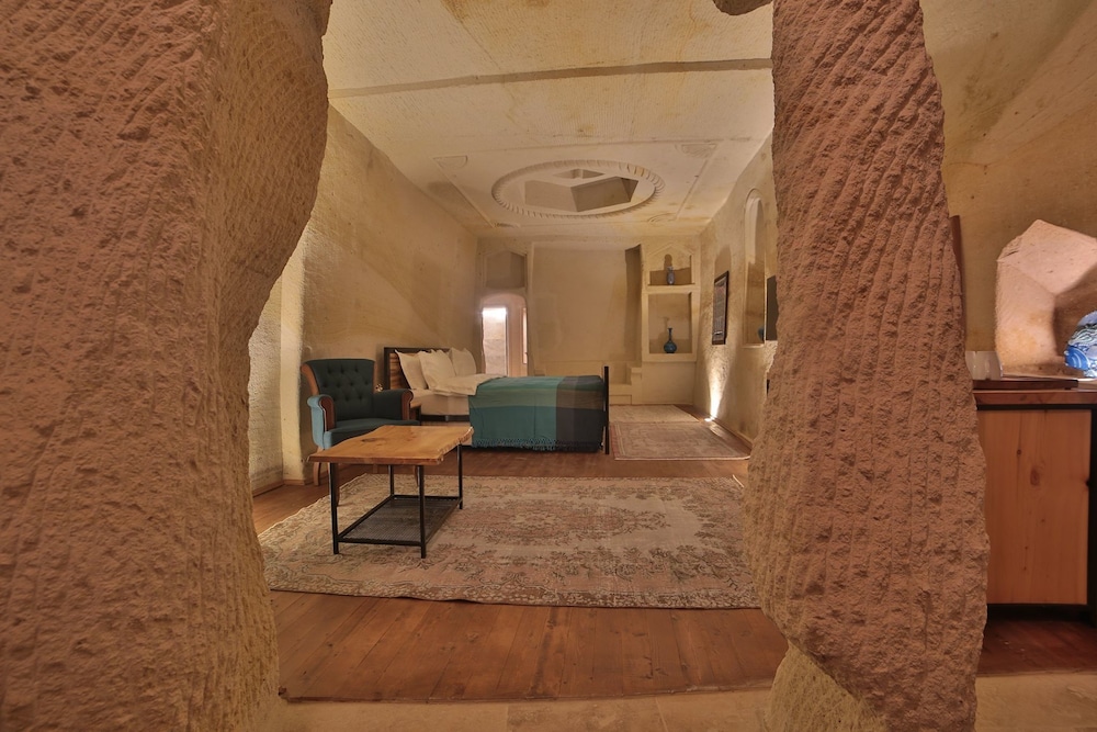 Taru Cave Suites 49/50