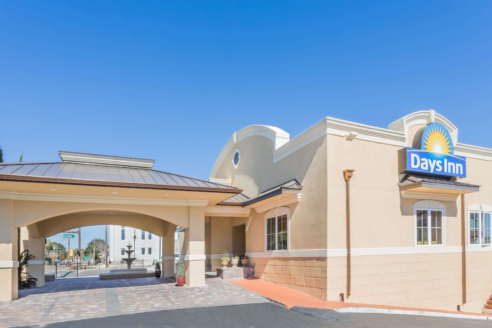 Days Inn By Wyndham Pensacola - Historic Downtown 6/41