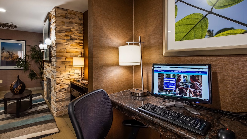 Best Western Brentwood Inn 6/31