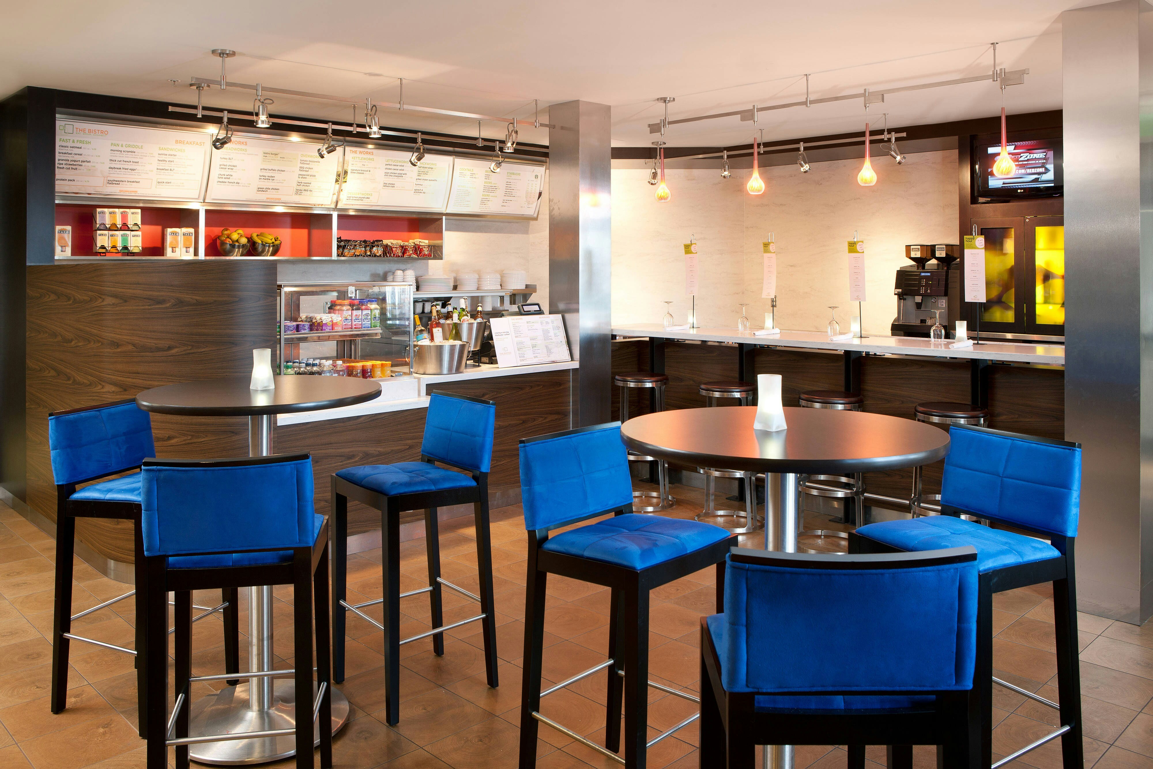 Courtyard By Marriott Oakland Airport 7/17