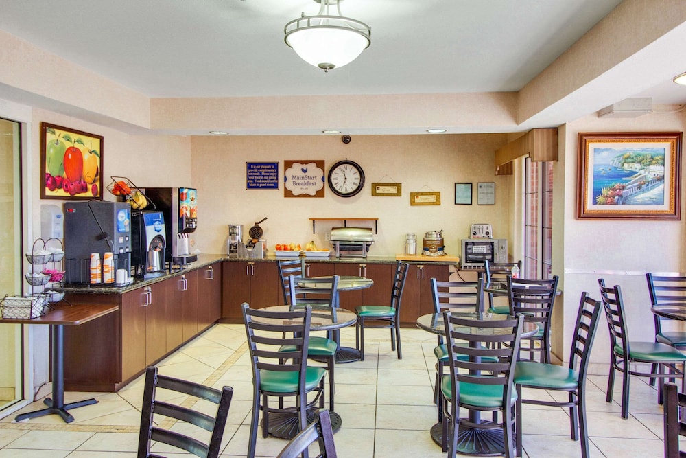 restaurant-cafeteria