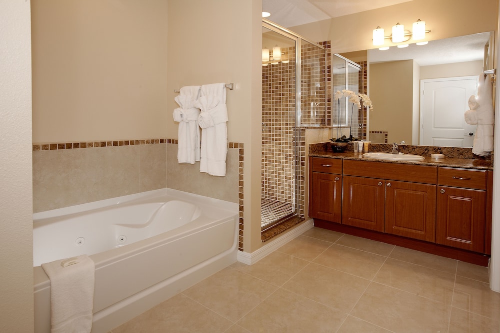 The Point Hotel & Suites 43/75