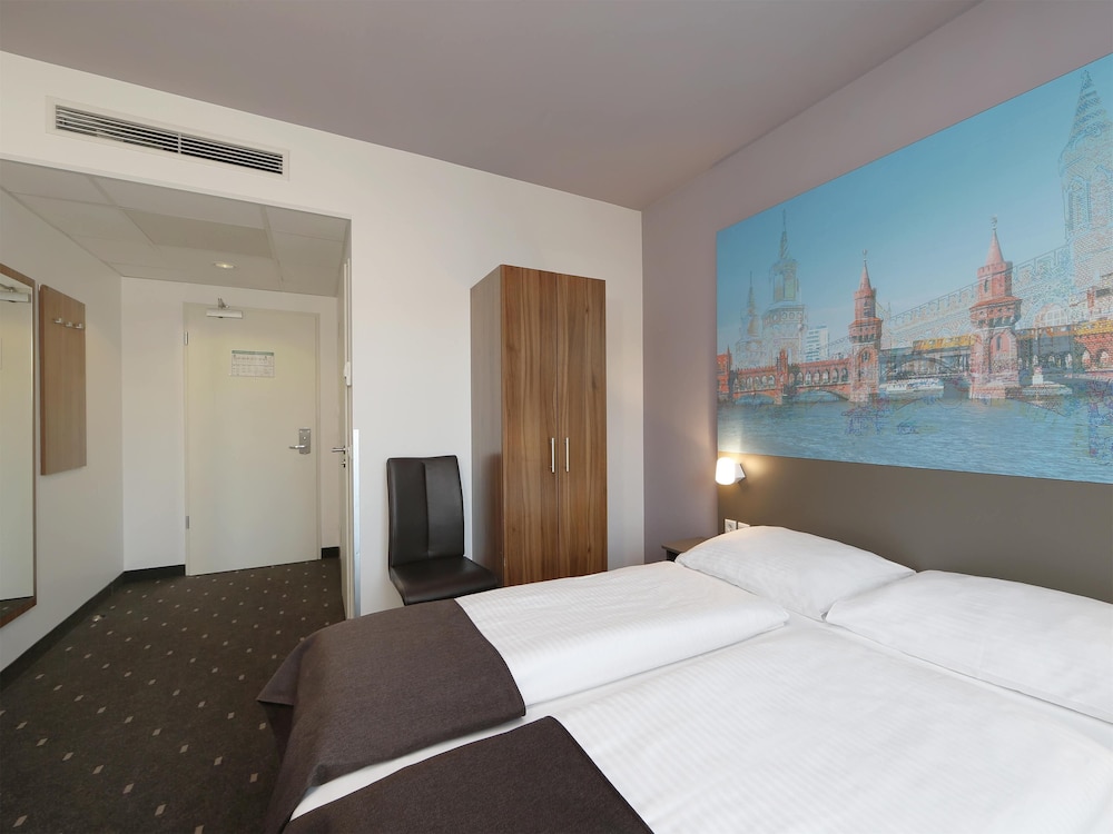Room, French Bed, Queen Bed، B&B Hotel Berlin City-Ost (ex. Best Western Hotel City Ost) 3/9