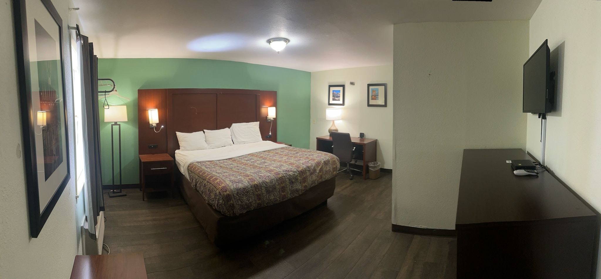 Hillcrest Motel by Oyo Aurora near Lawrenceburg 18/35