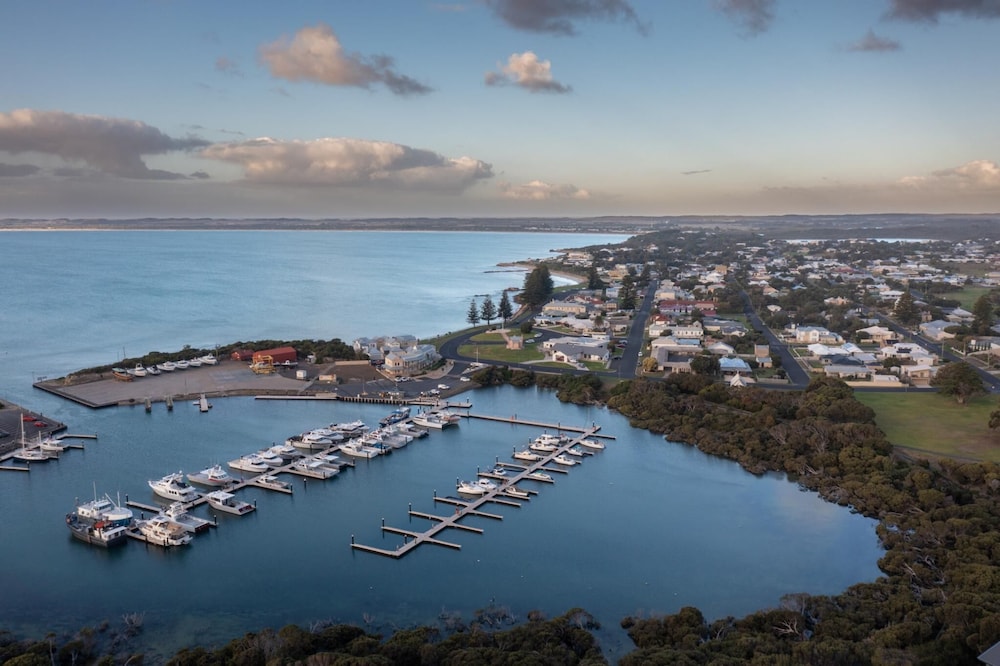 Robe Marina Accommodation 41/50