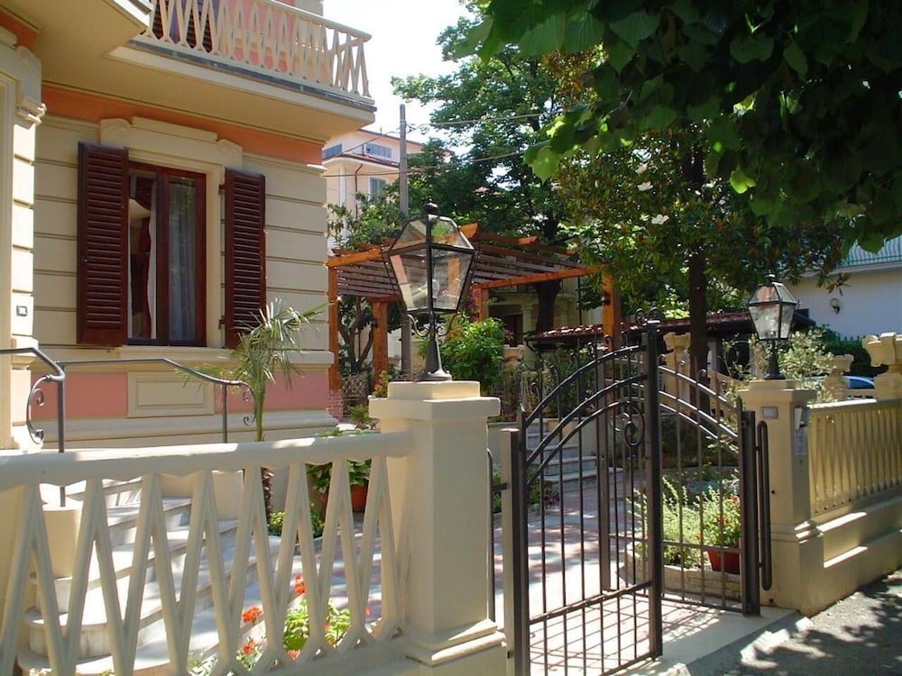 Petit Chateau B&B 5/42