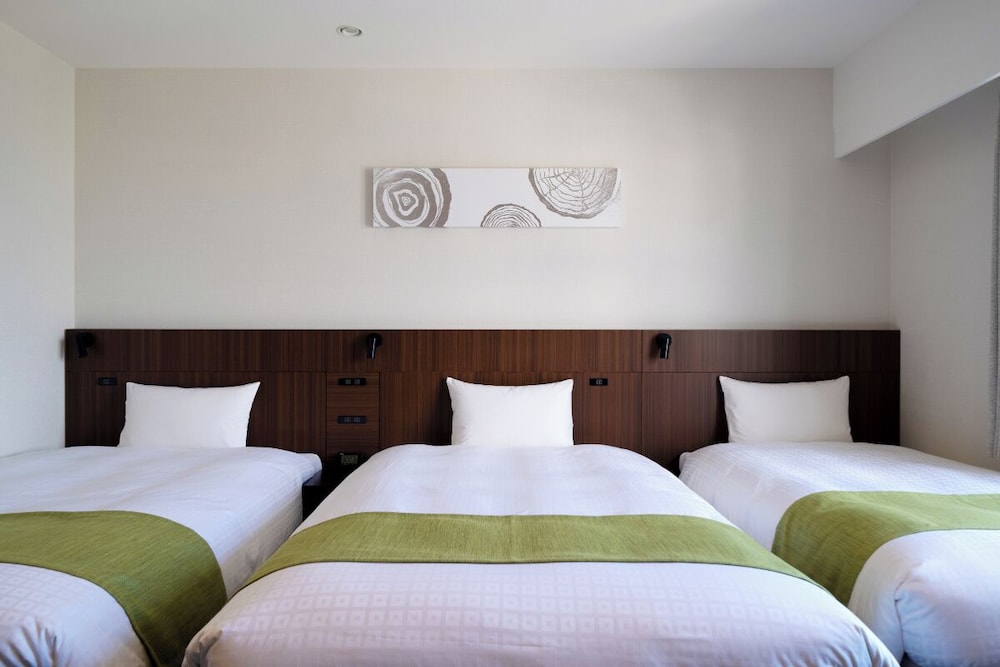 Hotel Enoe Hakodate 7/66