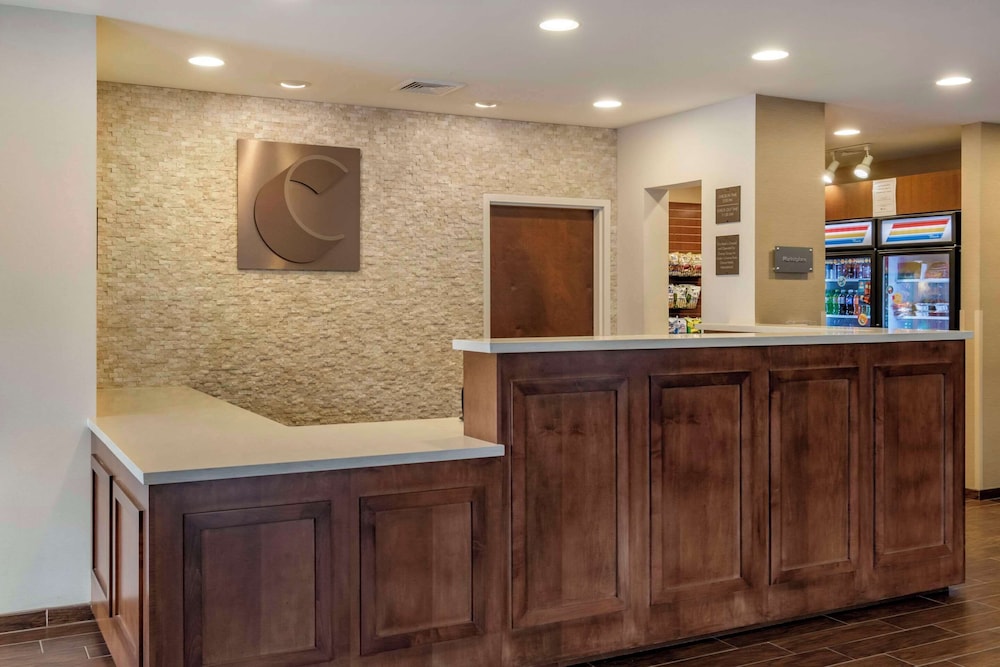 Comfort Suites Manheim - Lancaster 8/55
