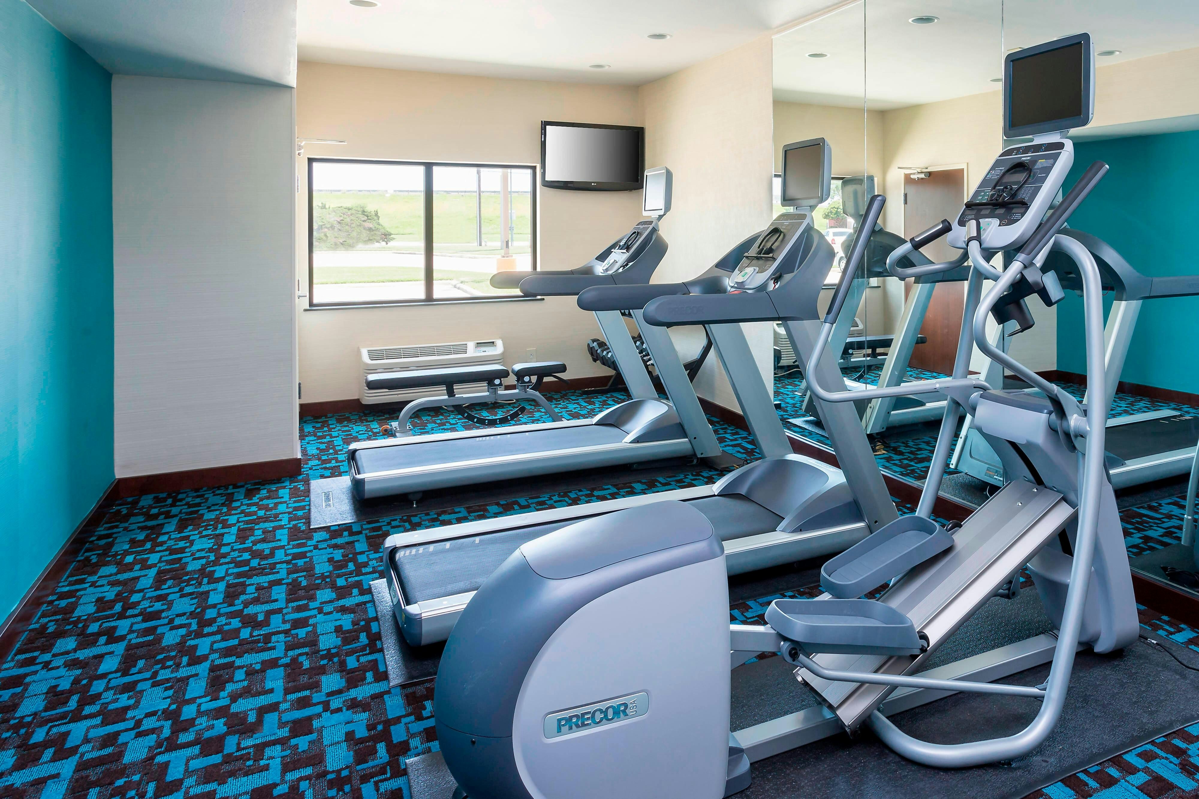 Fairfield Inn Suites Victoria 4/6