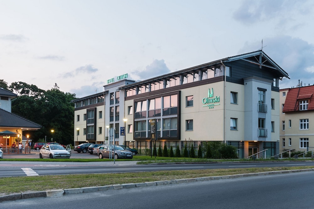 Hotel Oliwski 2/34