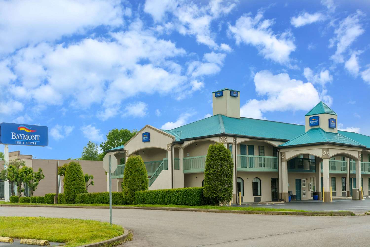 Baymont By Wyndham Gallatin 4/24