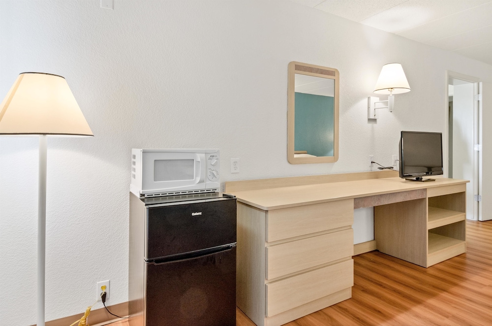 Motel6 Big Springs, NE 33/42