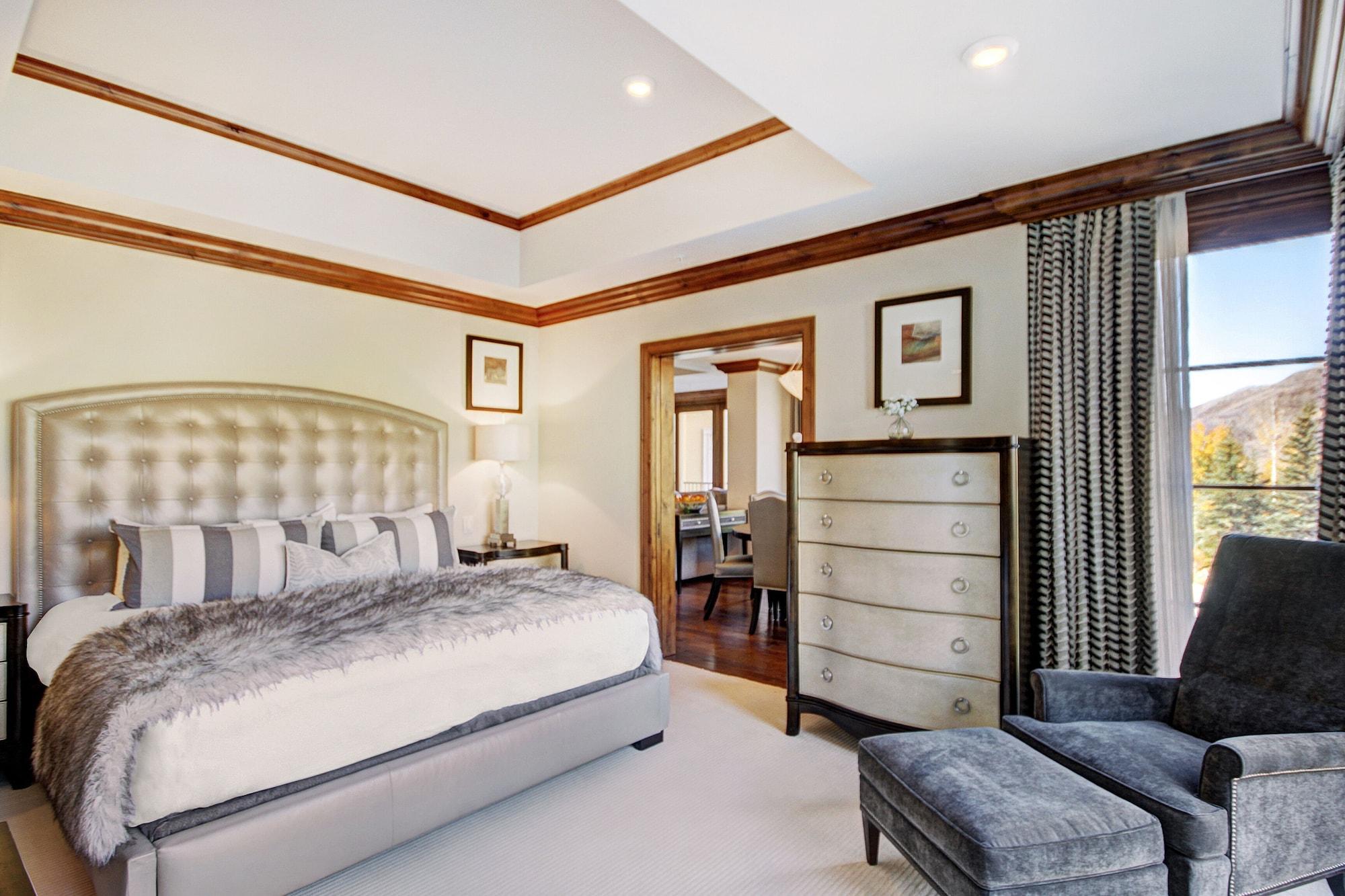 2 Bedrooms, Plus, Residence, Den