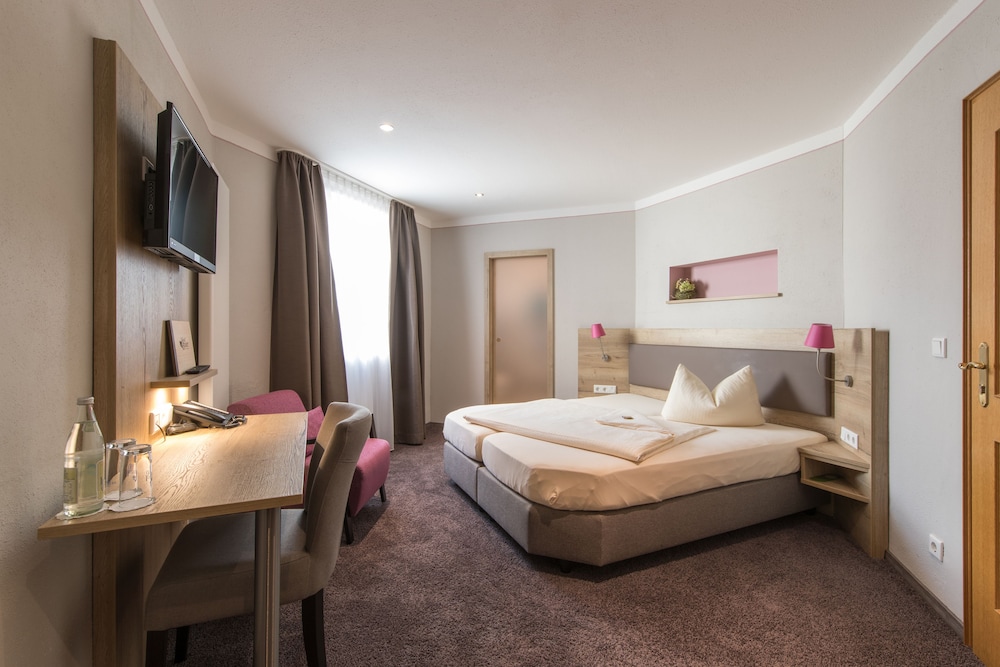 Hotel Gastehaus Bauer garni 17/50