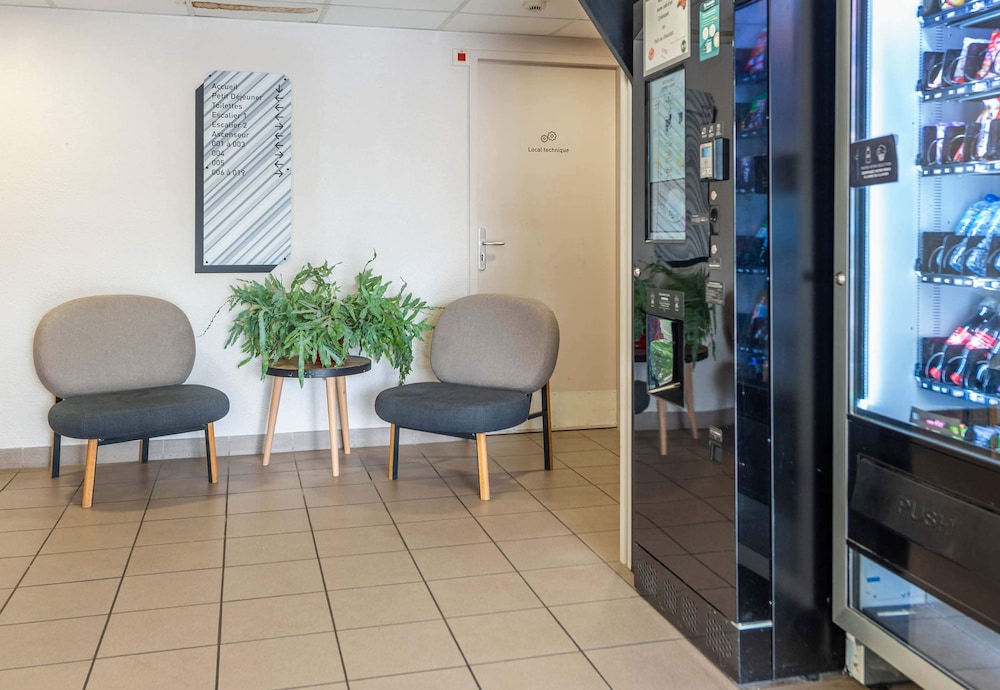 B&B Hotel Cholet Nord 37/64