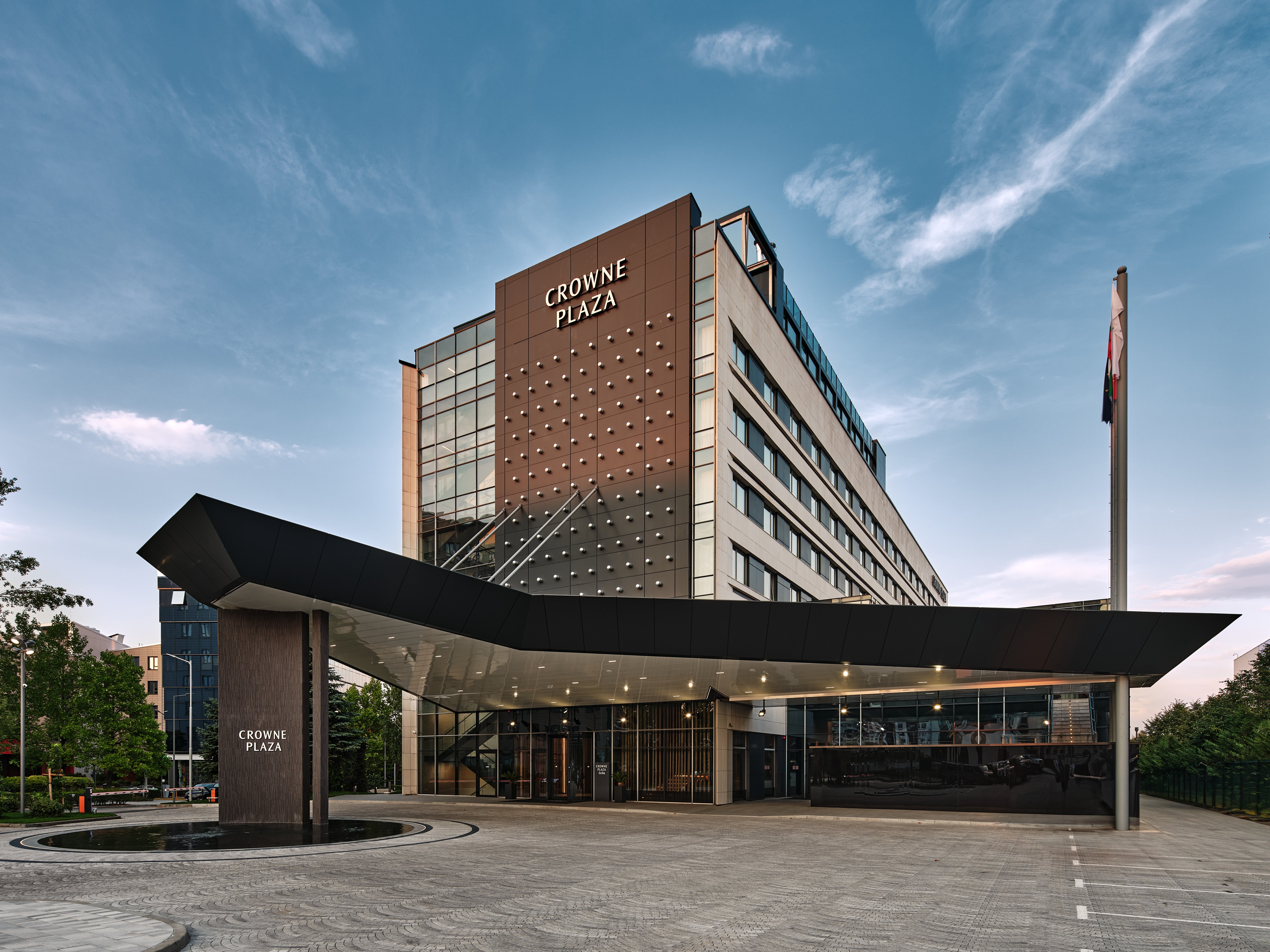 Crowne Plaza Sofia An Ihg Hotel 7/62