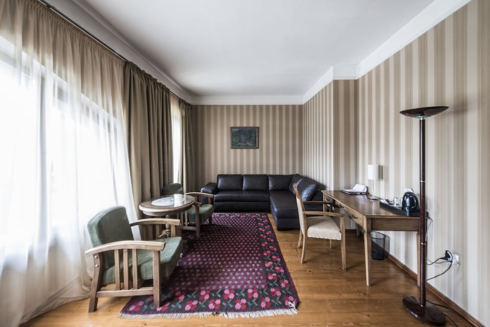 Kopala Hotel 37/55