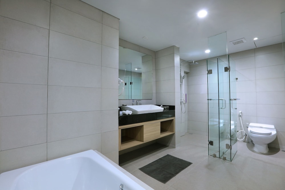 Quest Prime Cikarang by ASTON 32/32