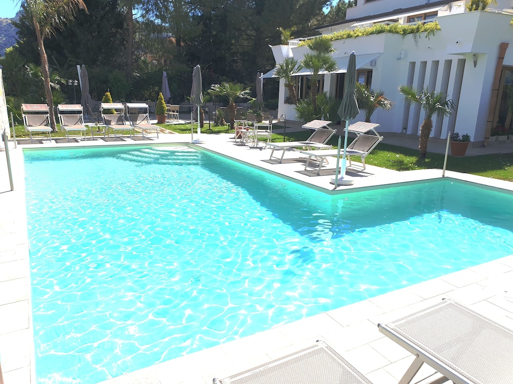 Hotel Boutique Villa San Lorenzo 30/35