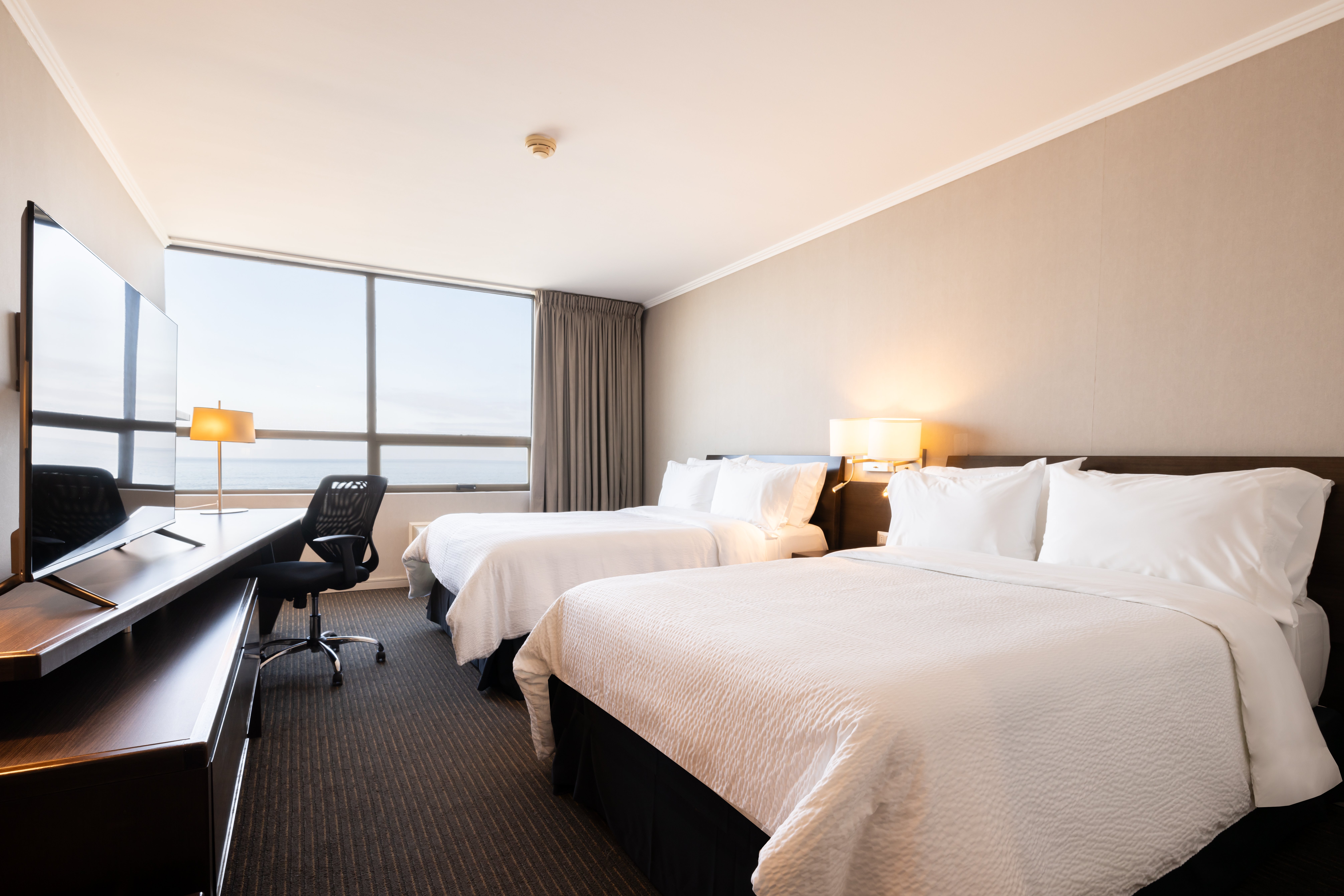 Room, 2 Queen Beds, Ocean View