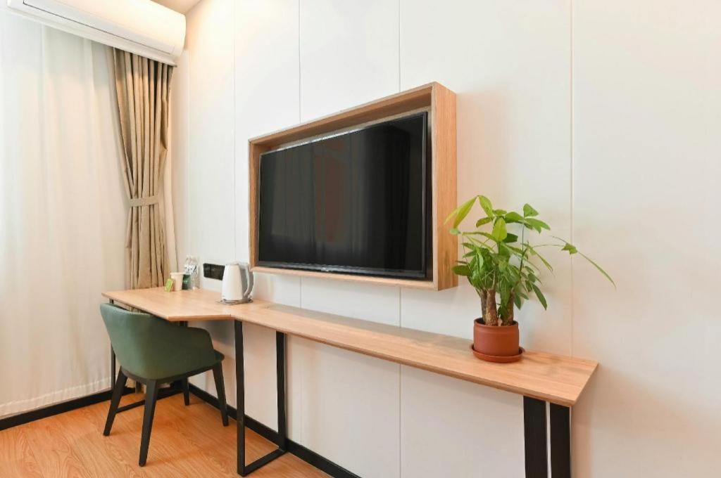 GreenTree Inn Beijing Fengtai District East Avenue Express Hotel 59/62