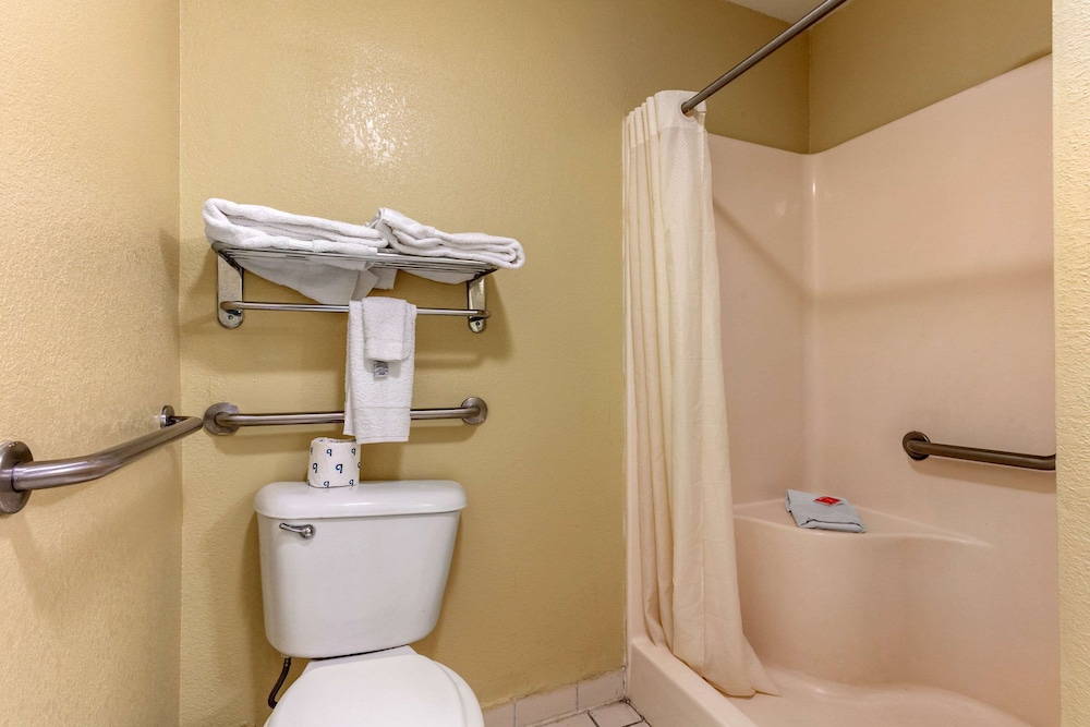 Econo Lodge Jonesboro 22/25