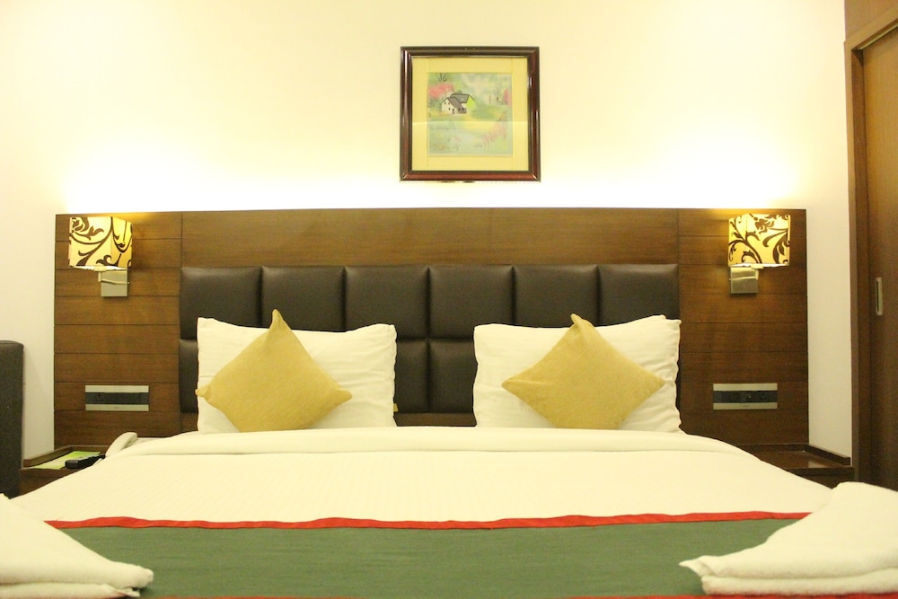 Nk Grand Park Hotel 15/60