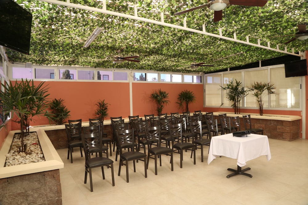 Copper Canyon Boutique Hotel 6/48