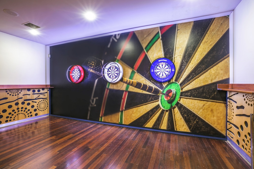 Waltzing Matilda Hotel 6/44
