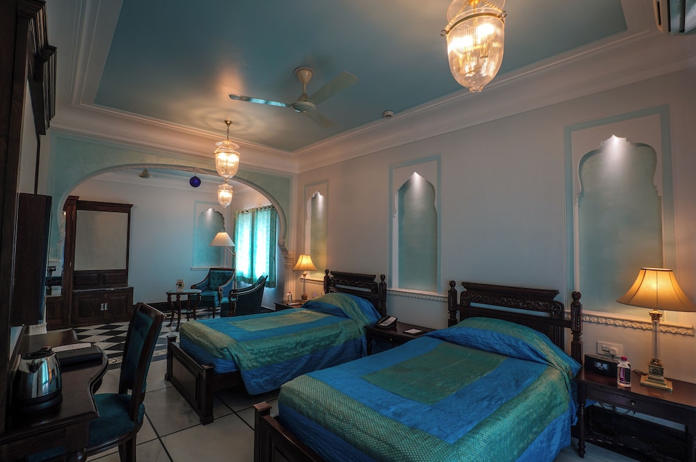 SHAHPURA HOUSE 20/48