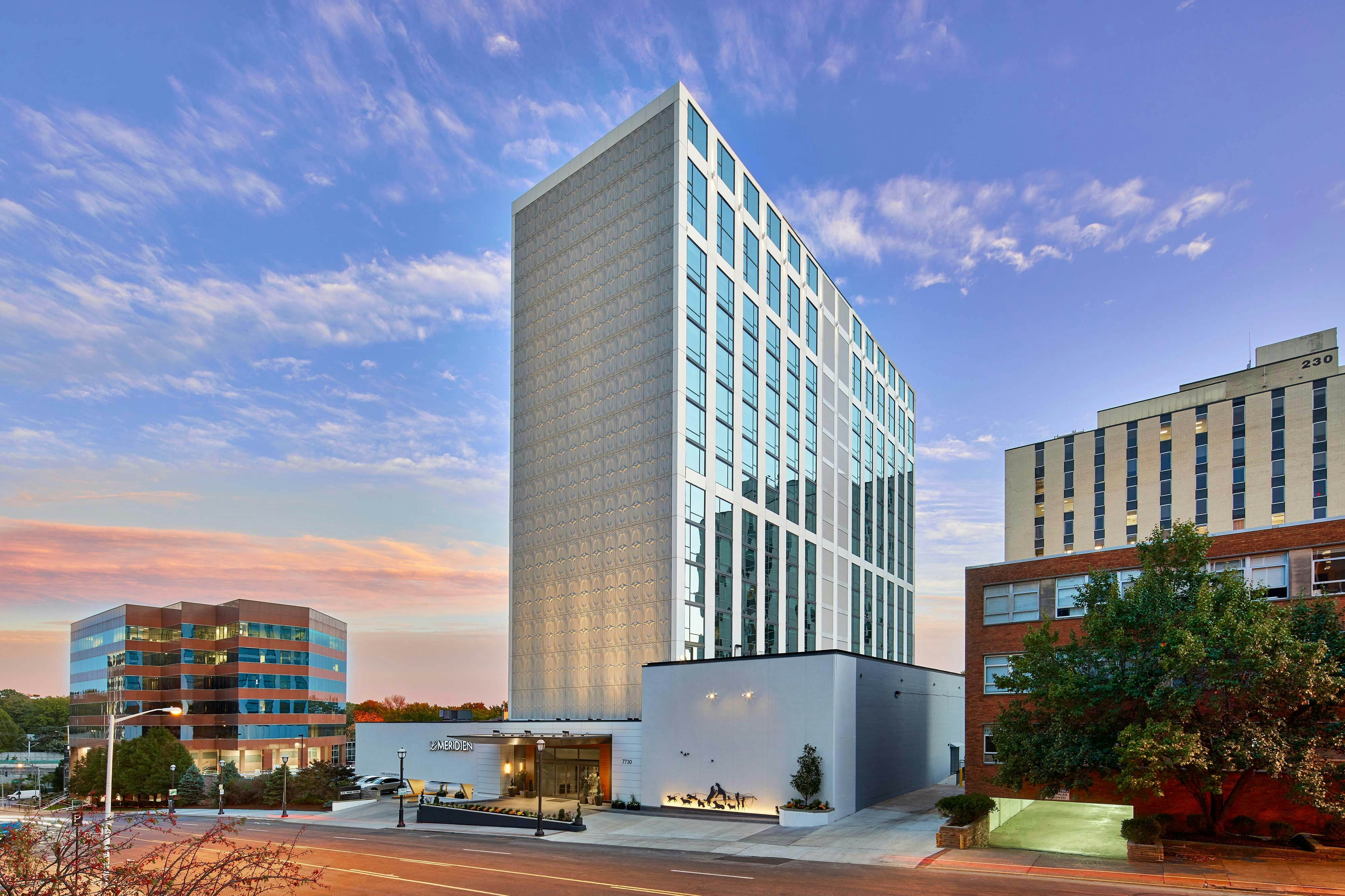 Le Meridien St. Louis Clayton (ex Sheraton Clayton Plaza Hotel) 33/36
