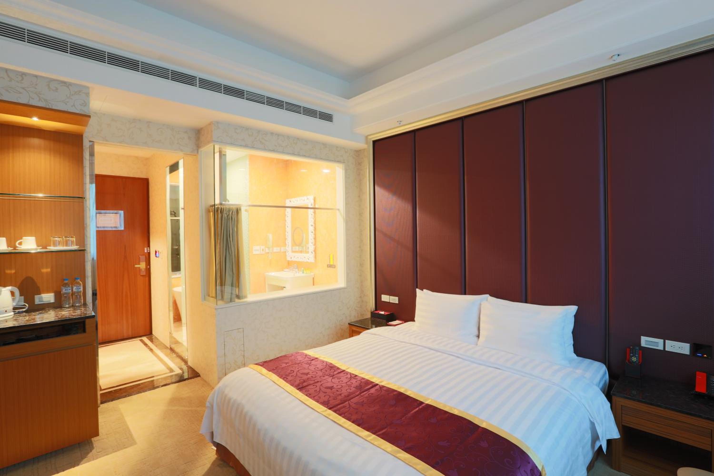 Elegant, Double Bed