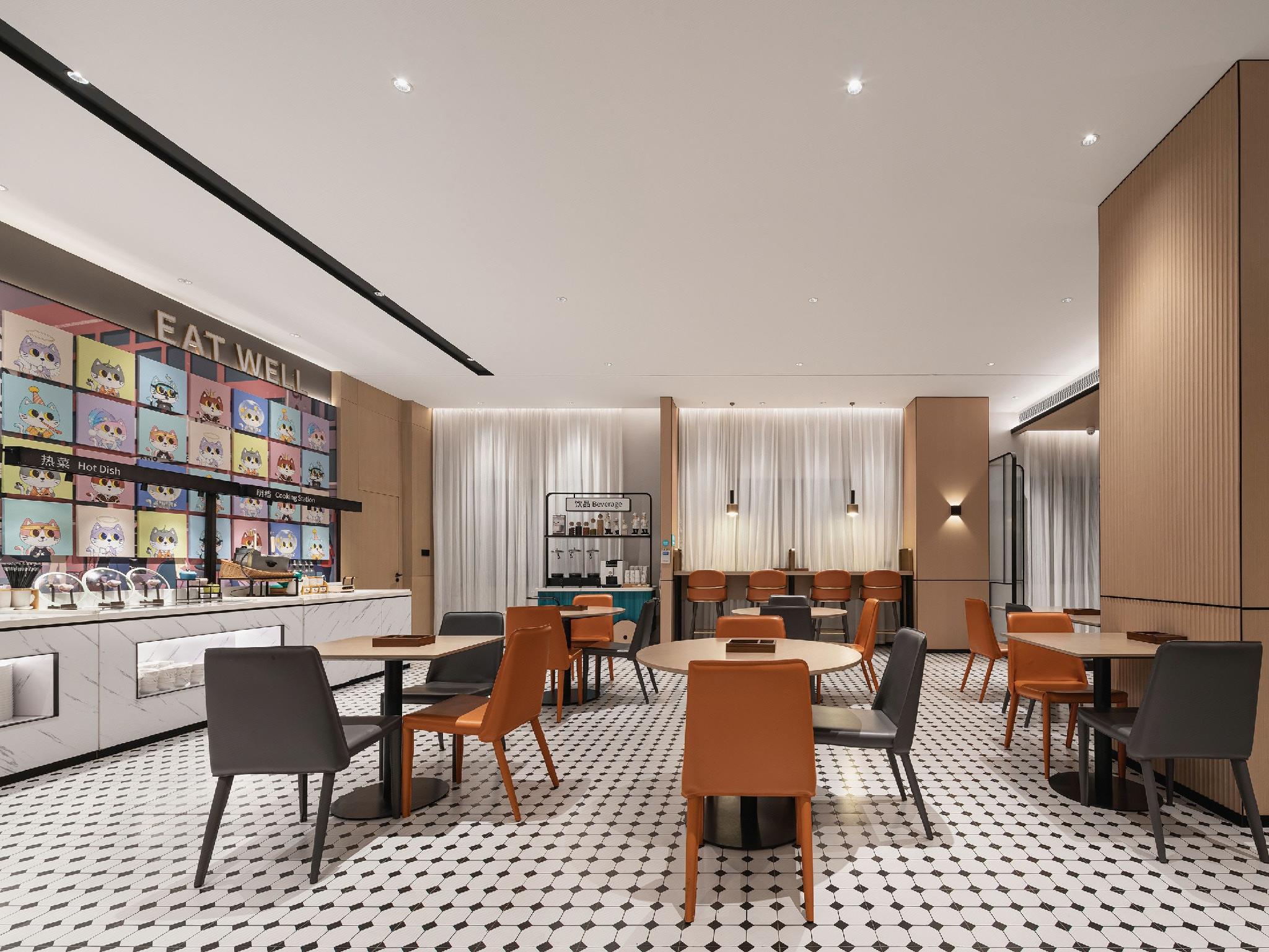 City Comfort Inn (Hezhou Guposhan Avenue) 38/48