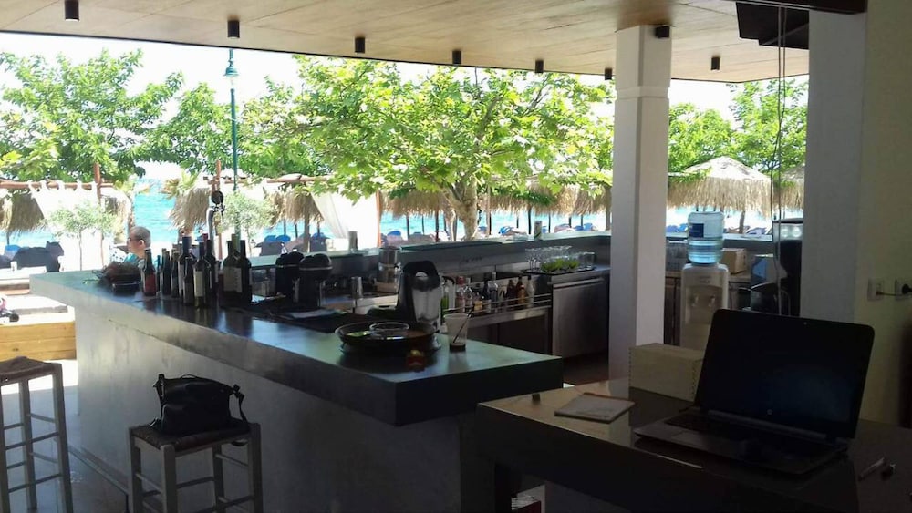 Hotel Rigakis 6/18