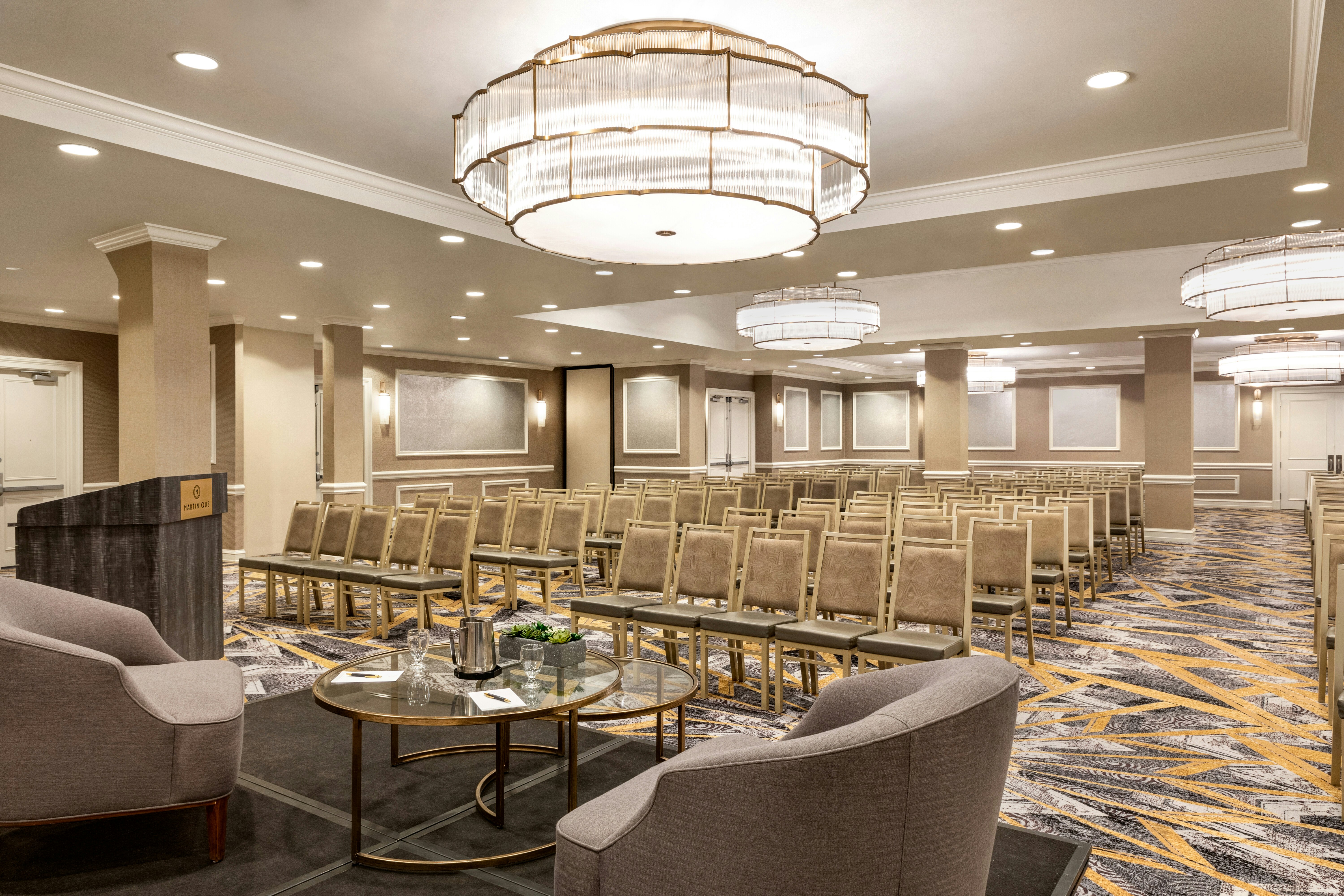 The Martinique New York On Broadway Curio Collection By Hilton 38/50