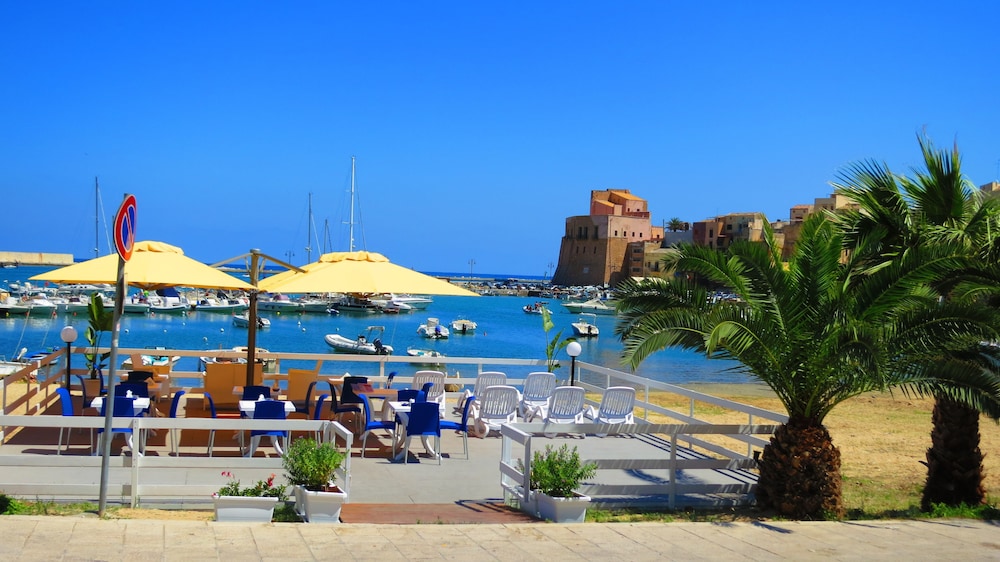 HOTEL CALA MARINA 64/72